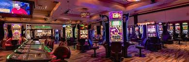 Antarmuka Live Blackjack hoki09 di layar ponsel dengan tombol kontrol permainan